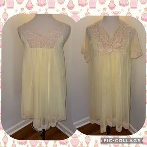 Shadowline Vintage Petite Small Yellow Cream Nightgown Robe Peignoir Set